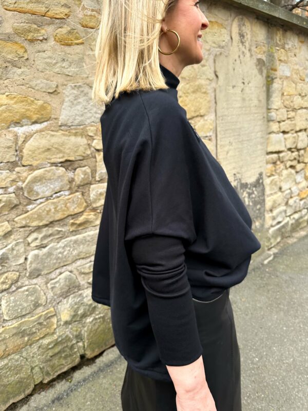 Pullover "Alma" Zipper BLACK – Bild 7